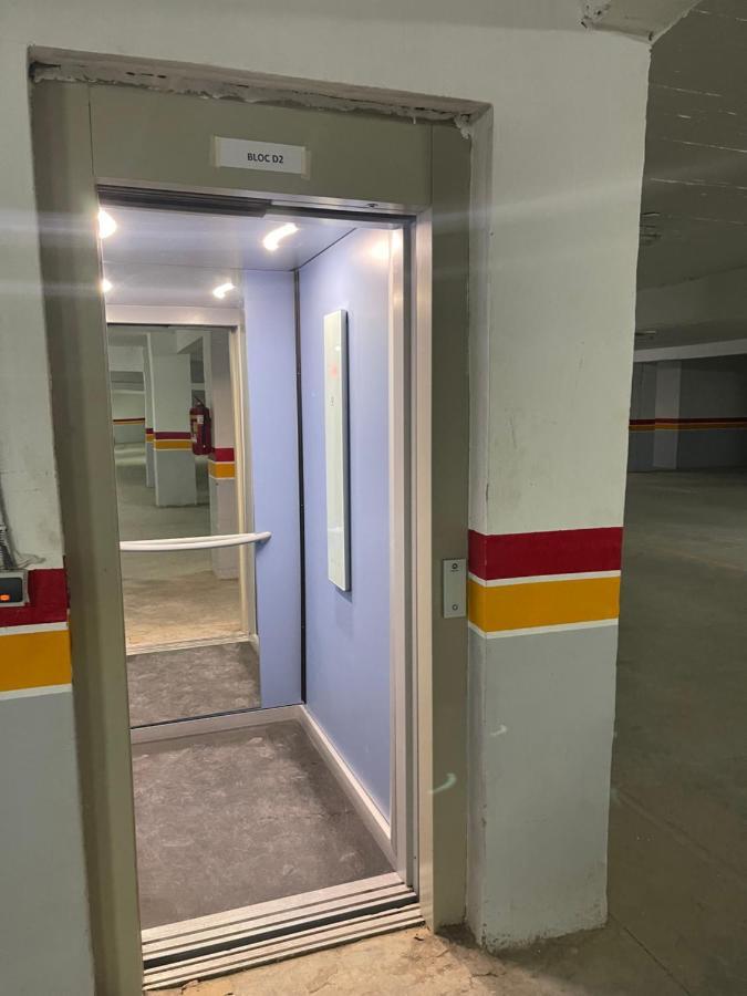 Appart A Cote De La Gare Du Train Marakeş Dış mekan fotoğraf
